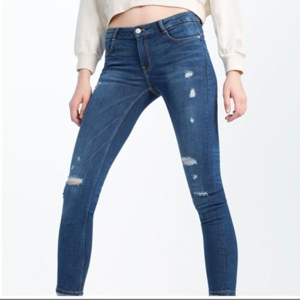 Zara Womans Skinny Jeans Distressed Medium Wash